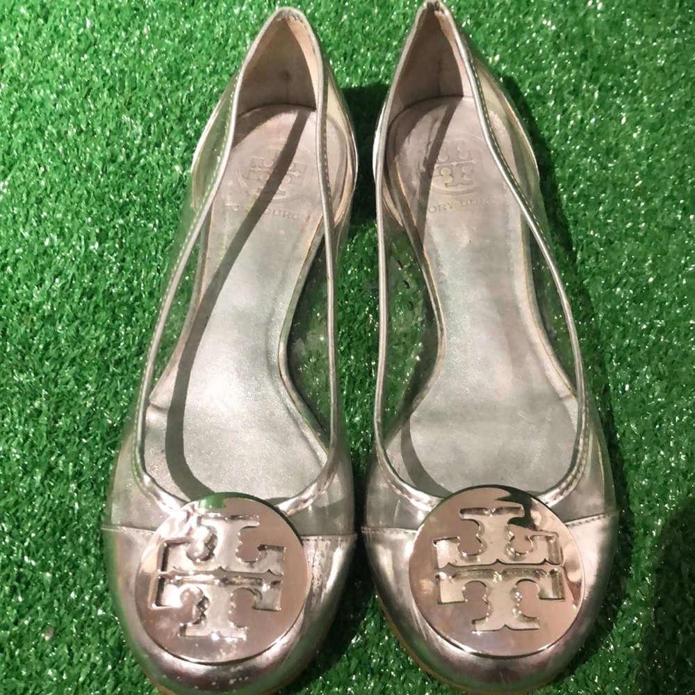 Tory Burch Reva shoe size 5 1/2 woman’s silver nappa leather and pvc
